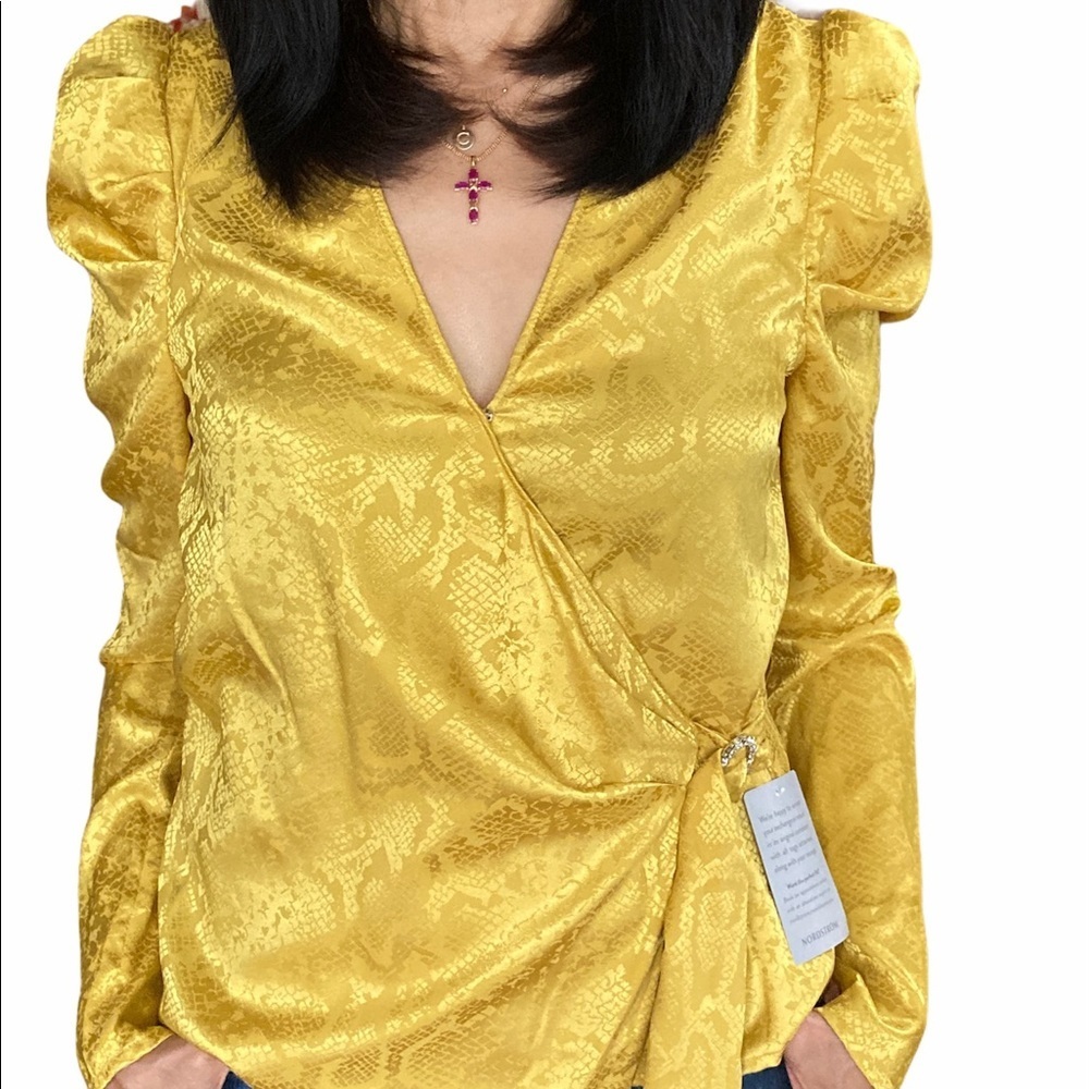 WAYF Yellow Puff Sleeves Wrap Top